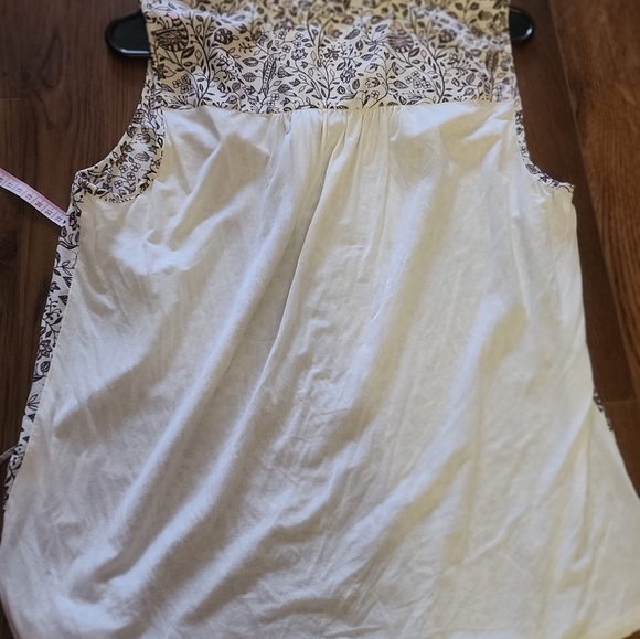 Market &spruce sleeveless top Large - Picture 2 of 8
